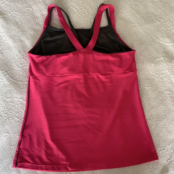 Xersion Performance Ware Tank Top - Picture 2 of 6